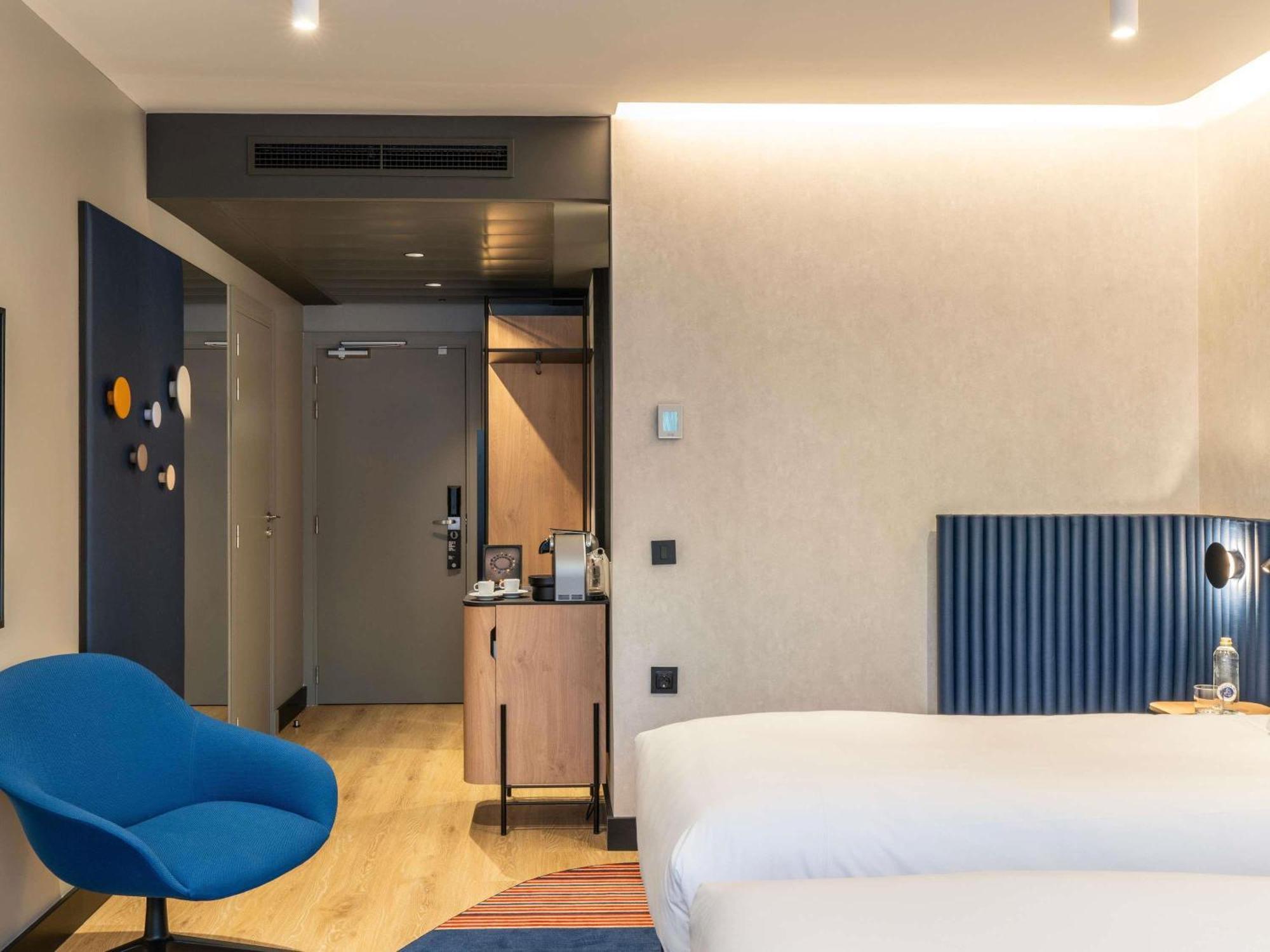 Pullman Airport & Feria Hotel