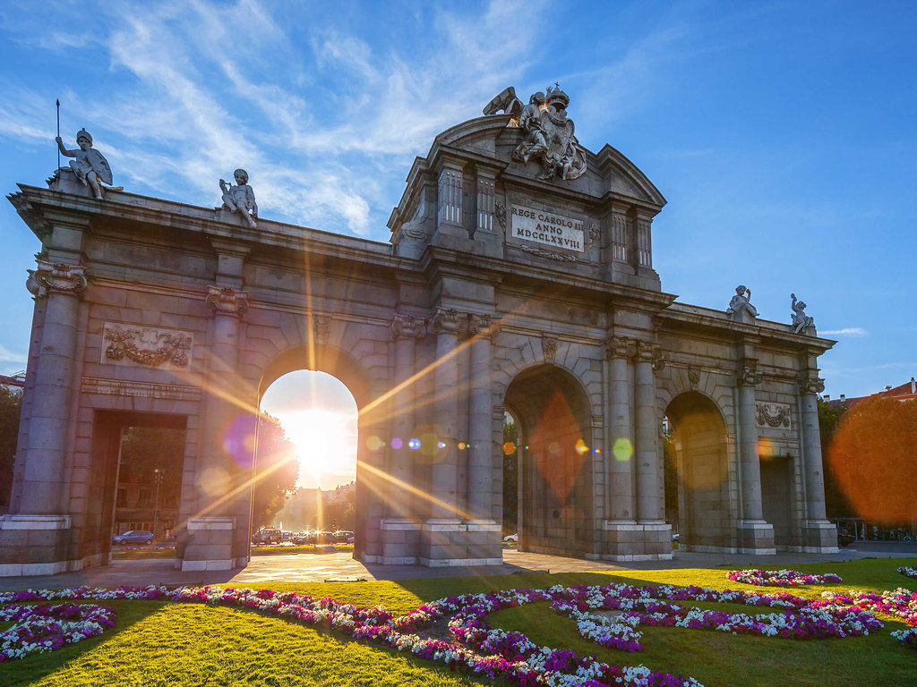 Pullman Airport & Feria 4* Madrid
